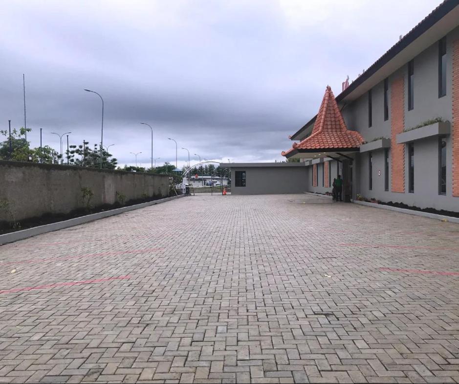 Swiss-Belexpress Rest Area Km 164, Cipali Motel Majalengka Ngoại thất bức ảnh